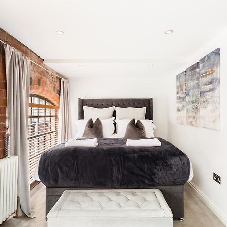 High End Luxury Townhouse In Jq, 4 Bedrooms, Flat Screen Tv In All Rooms, Free Parking, Near Birmingham City Centre Deposit Required Kültér fotó