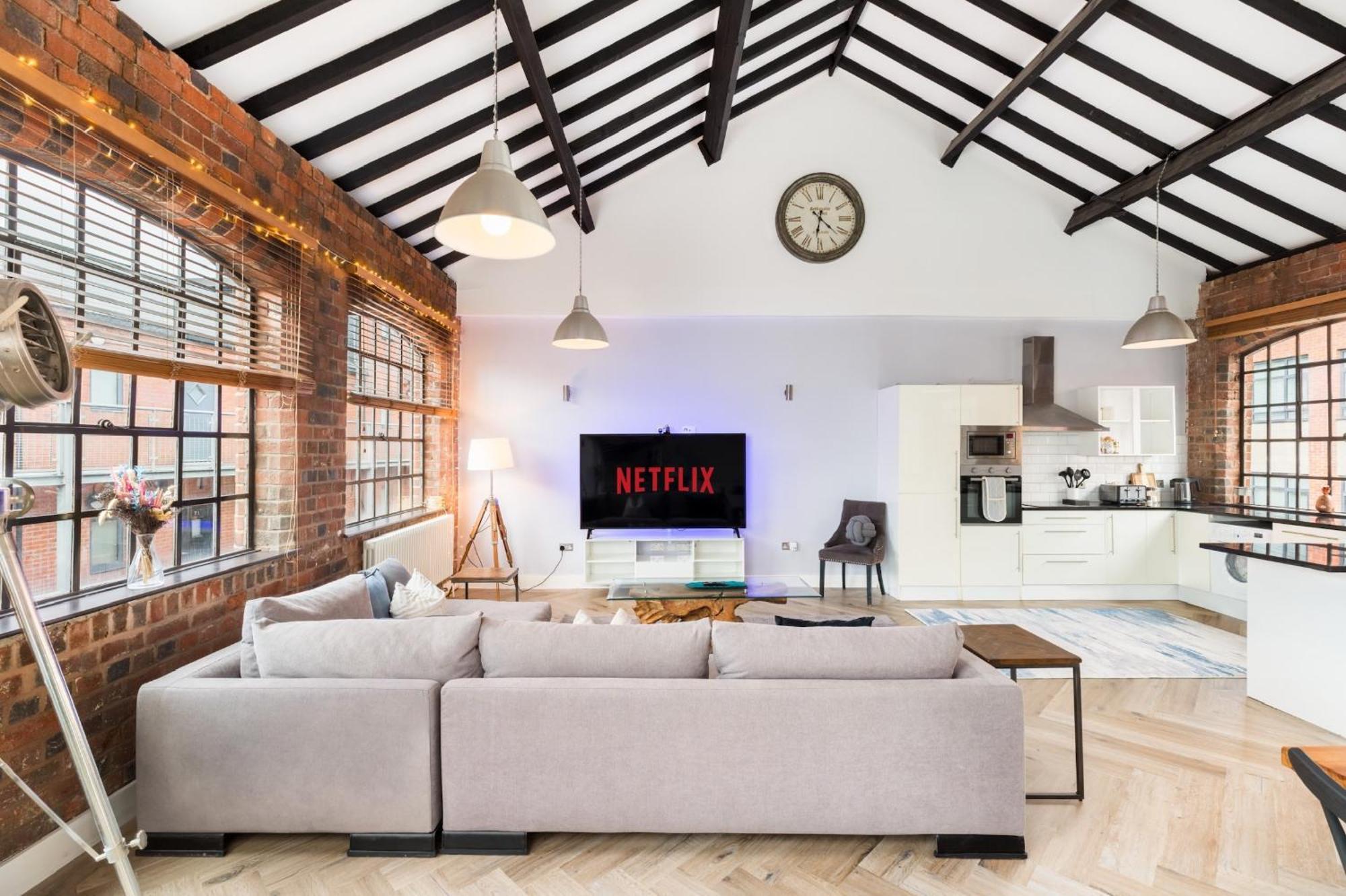 High End Luxury Townhouse In Jq, 4 Bedrooms, Flat Screen Tv In All Rooms, Free Parking, Near Birmingham City Centre Deposit Required Kültér fotó